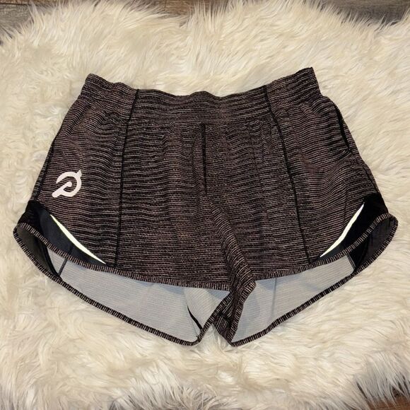 Lululemon Athletica x Peleton Limitless 4 Hotty Hot Shorts - Picture 4 of 10